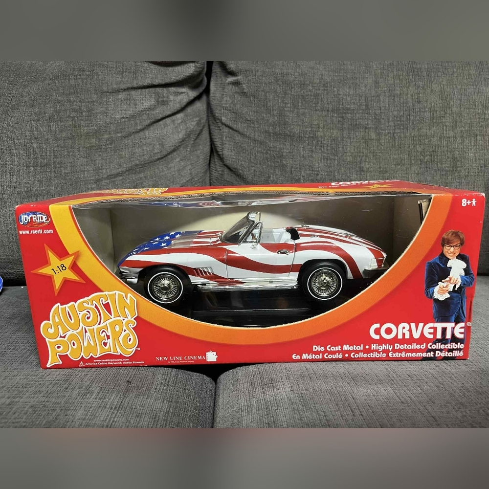 Austin Powers Corvette Die-Cast Toy Car